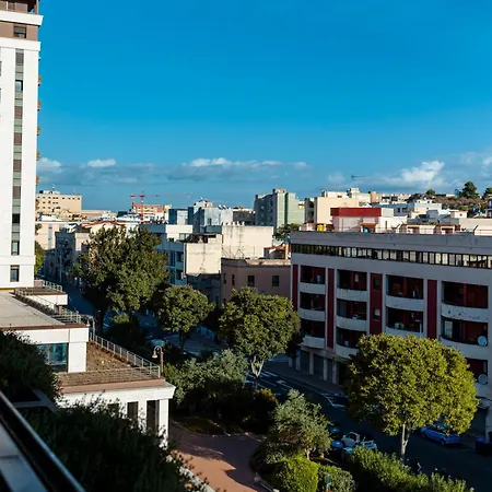 Santa Gilla Apartament *